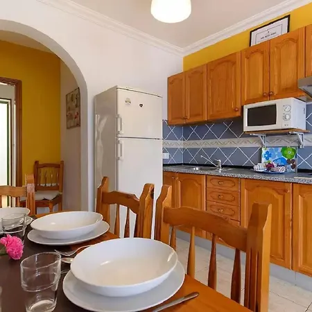 Apartment Shalom