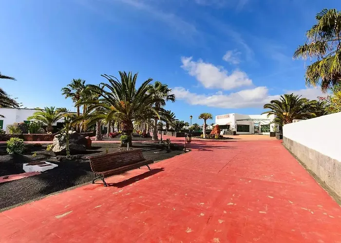 Shalom Playa Blanca (Lanzarote)